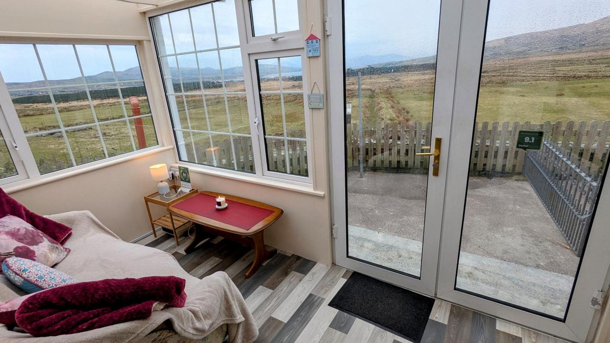 Skellig View Harbour View Sunrise Apartment Portmagee Bagian luar foto